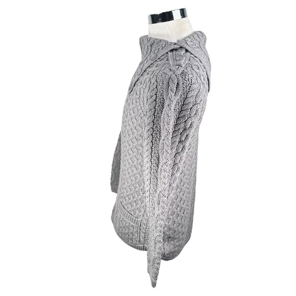 Aran Crafts Fisherman Sweater Women’s Small Gray Merino Wool Button Shawl New - Picture 4 of 9